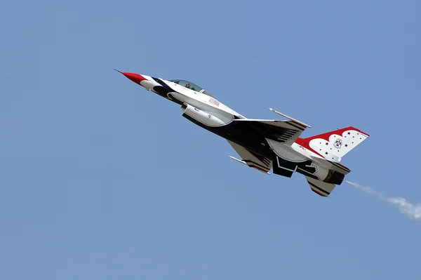 2013 TICO Warbirds Air Show featuring US Air Force Thunderbirds — Stock Photo, Image