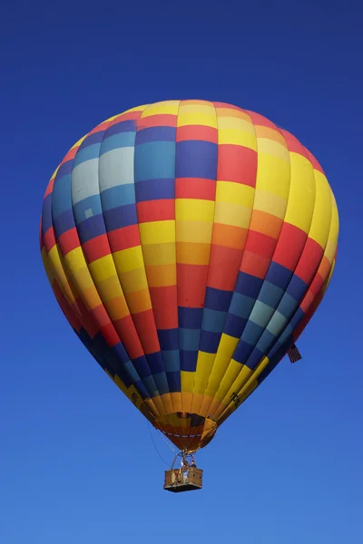 Hőlégballonok szárnyal a 2015-ös, Temecula léggömb és Borfesztivál — Stock Fotó