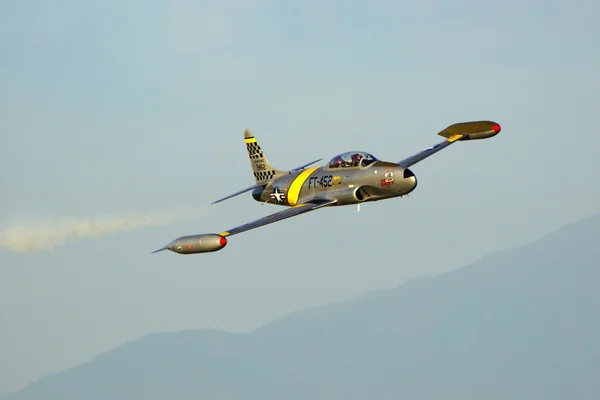 航空展古董二战飞机和喷气式飞机在 2015年航展 — 图库照片