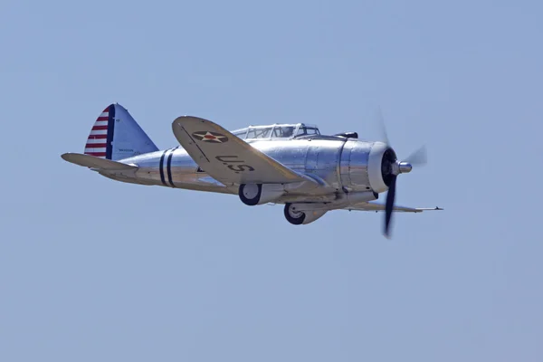 Airplane vintage Curtis P-36 Hawk flying at the 2015 Planes of Fame Air Show in Chino, California — Stock Photo, Image