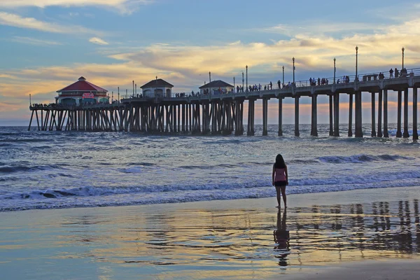 Beach Pier, a kaliforniai tengerparton, Twilight — Stock Fotó