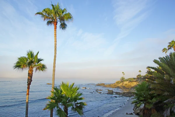 Strand ochtend om Stille Oceaan kust van Californië — Stockfoto