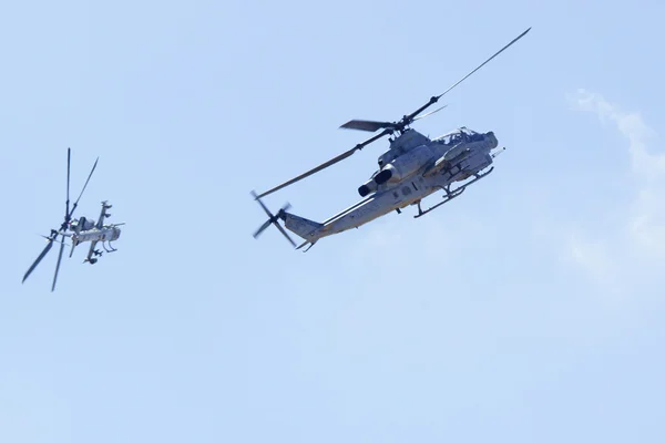 Helicóptero Marines AH-1 Super Cobra en el Miramar Air Show 2015 en San Diego, California —  Fotos de Stock