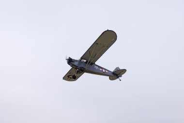 2016 kablo Air Show'da Los Angeles, Kaliforniya dışında uçan uçak vintage askeri taşıt uçaklar