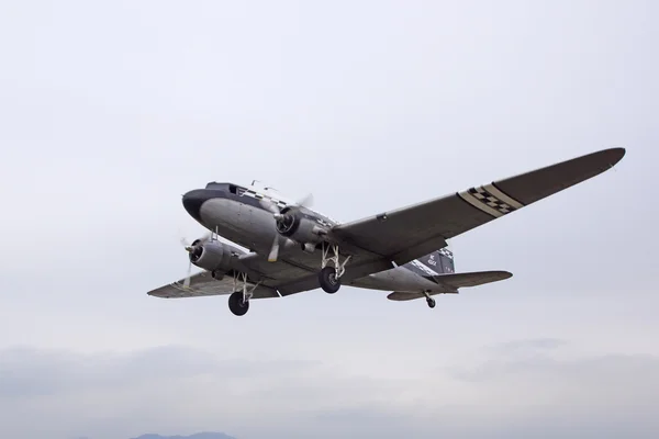 Samoloty śmigłowe rocznika samolot latający w 2016 kabel Air Show poza Los Angeles, Kalifornia — Zdjęcie stockowe