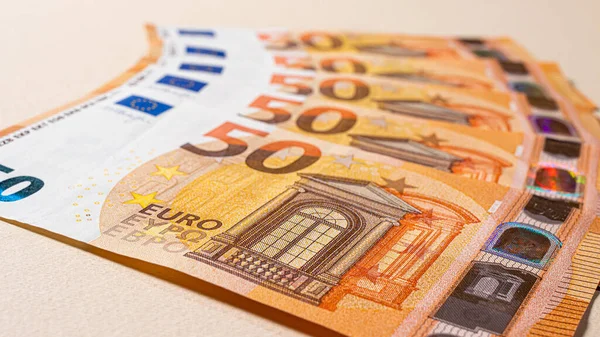 Frammento Delle Banconote Euro Sfondo Beige Chiudere Denaro Valuta — Foto Stock