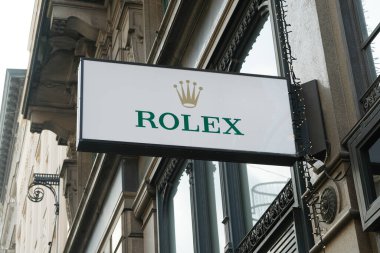 Bir Butik Binasının Dışında Rolex Lüks İzleme Dükkanı İmzası