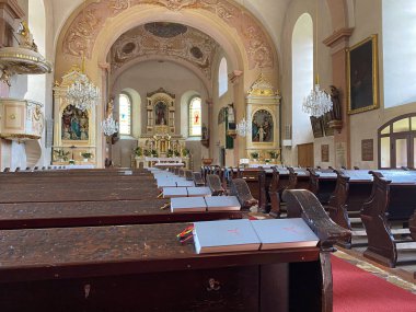 Katolik Avrupa Kilisesi 'nin içeriden görüşü. 19 Ekim 2025, Goestling an der Ybbs, Avusturya.