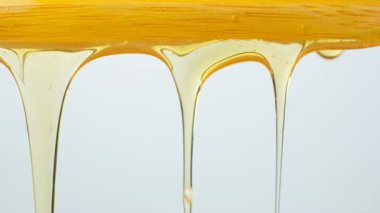 Sıvı doğal organik bal akışı, makro doku