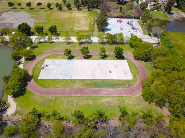 Vista aérea de una pista en el paseo marítimo de Jocotepec —  Fotos de Stock