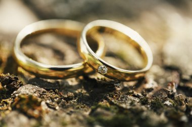 Evlilik yüzükleri.
