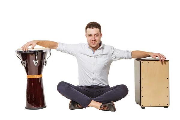 Cajon en djembe en een jongen — Stockfoto