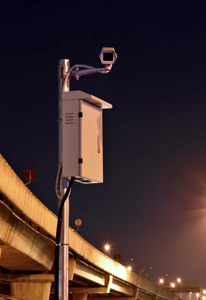 CCTV kameraları gece alan otoyollardan çalışıyoruz