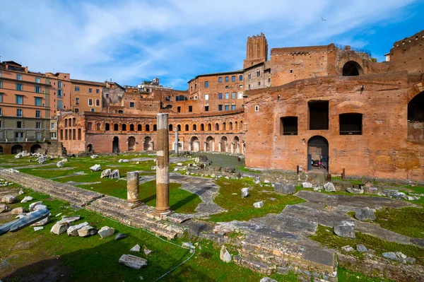 Trajans Markets Roma Con Torre Delle Milizie Resti Edifici Romani — Foto Stock