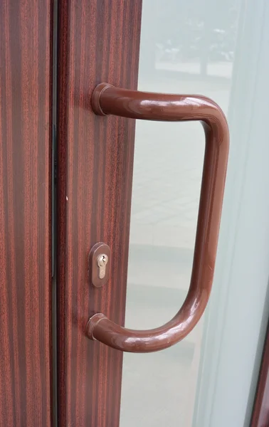 kahverengi kapı kolu