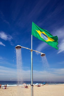 Duş Copacabana plaj üzerinde
