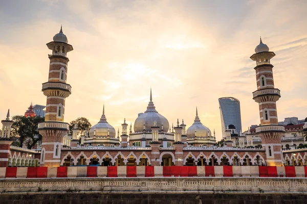 Mezquita histórica, Masjid Jamek en Kuala Lumpur, Malasia —  Fotos de Stock