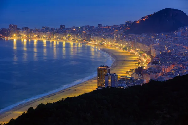Luftaufnahme des berühmten Copacabana-Strandes und des Ipanema-Strandes in Rio — Stockfoto