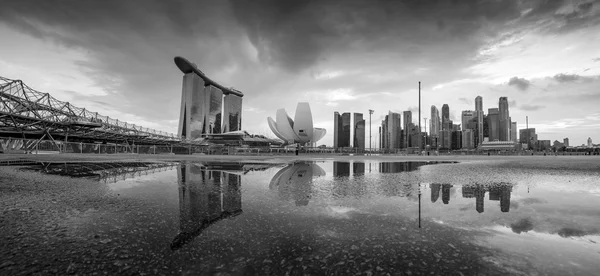 Skyline de Singapur una hermosa puesta de sol — Foto de Stock