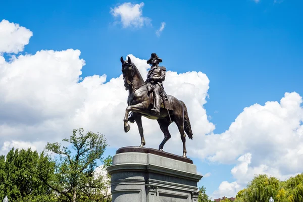 George Washington monument ve veřejné zahradě Boston — Stock fotografie