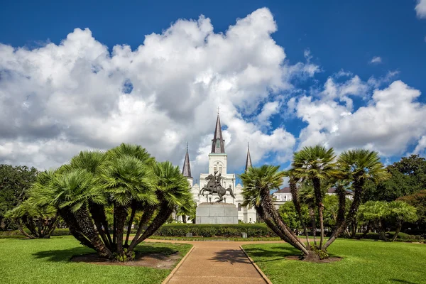 St. Louis katedrála ve francouzské čtvrti New Orleans, Louisian — Stock fotografie