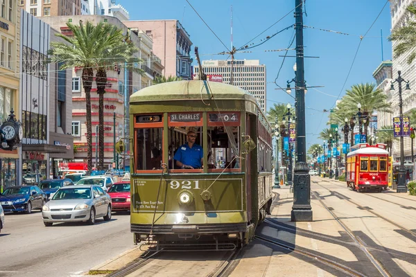 New Orleans Streetcar Line no centro de Nova Orleans — Fotografia de Stock