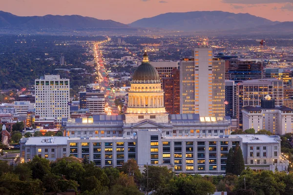 Salt lake city, utah v noci — Stock fotografie