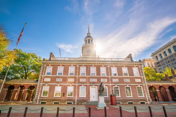 Salón Independencia Filadelfia Pensilvania Usa Con Cielo Azul — Foto de Stock