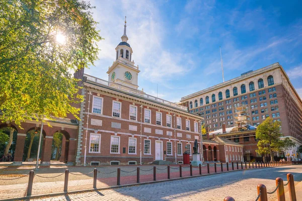 Salón Independencia Filadelfia Pensilvania Usa Con Cielo Azul — Foto de Stock