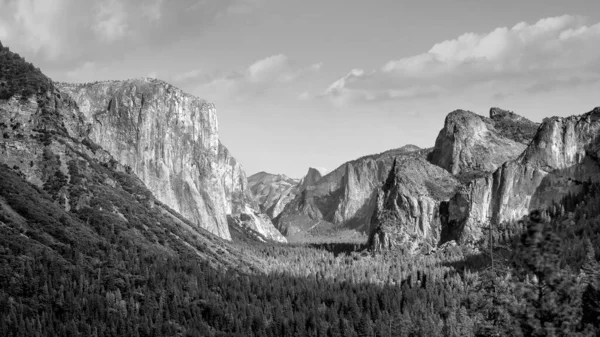 Hermosa Vista Del Parque Nacional Yosemite Atardecer California —  Fotos de Stock