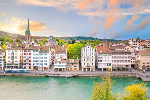 Sviçre Gün Batımında Zürih Tarihi Şehir Merkezinin Güzel Manzarası — Stok fotoğraf