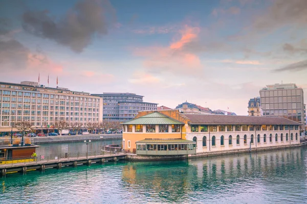 Vista Urbana Horizonte Ginebra Suiza Atardecer — Foto de Stock