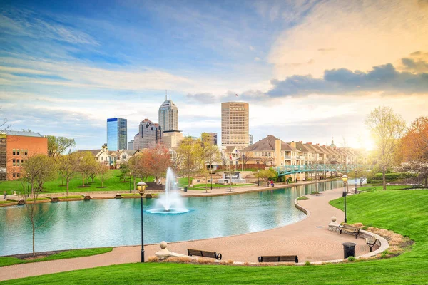 Centrum Indianapolis Indiana Central Canal — Stock fotografie