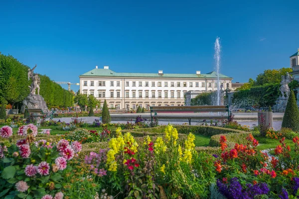 Чудовий Вид Знамениті Сади Мірабелла Зальцбург Австрія — стокове фото