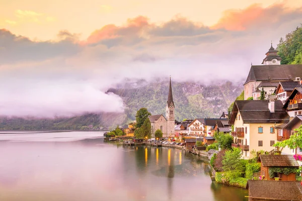 Γραφική Θέα Του Διάσημου Χωριού Hallstatt Στην Αυστρία Άλπεις Ευρώπη — Φωτογραφία Αρχείου