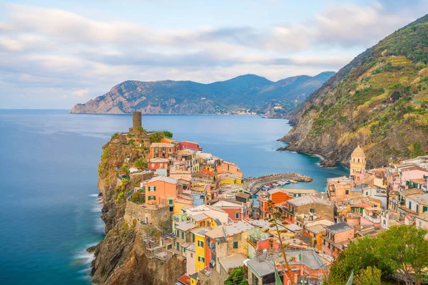stock image View of Vernazza. One of five famous colorful villages of Cinque Terre National Park in Italy