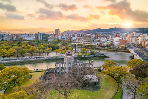 Vista Del Horizonte Hiroshima Con Cúpula Bomba Atómica Patrimonio Mundial — Foto de Stock