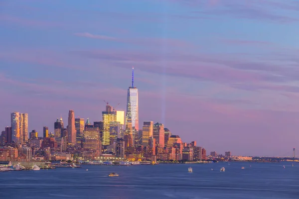 New York Şehri Manhattan Şehir Merkezi Günbatımı Hudson Nehri Üzerinde — Stok fotoğraf