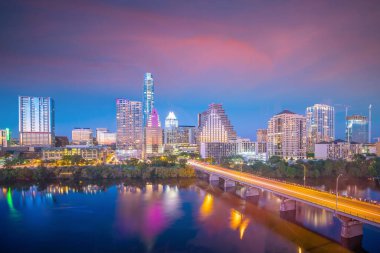 Günbatımında Teksas, Austin 'in Skyline kasabası.