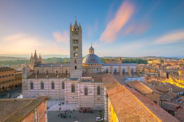Duomo di Siena veya Santa Maria Assunta Metropolitan Katedrali Siena, Toskana, İtalya.