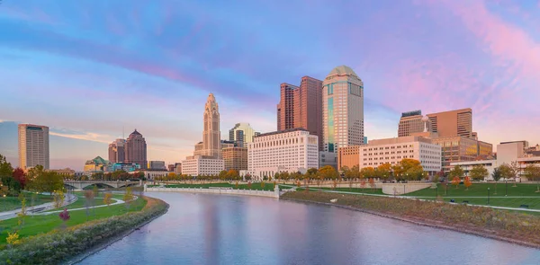 Vista Centro Columbus Ohio Skyline Crepúsculo Nos Eua — Fotografia de Stock