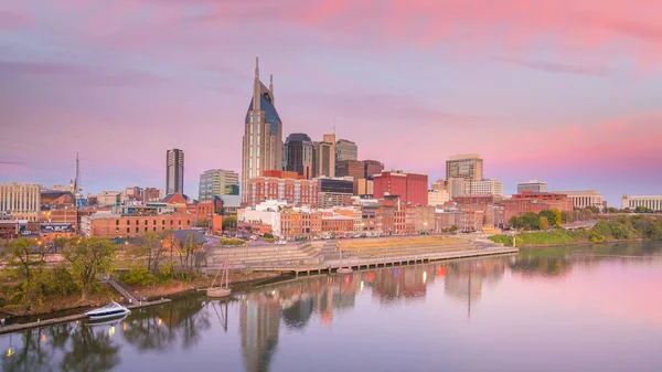 Nashville Tennessee Centrum Skyline Med Cumberland River Usa Vid Solnedgången — Stockfoto