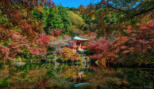Slavný Chrám Daigoji Podzimní Červenou Barvou Listů Kjótu Japonsko — Stock fotografie