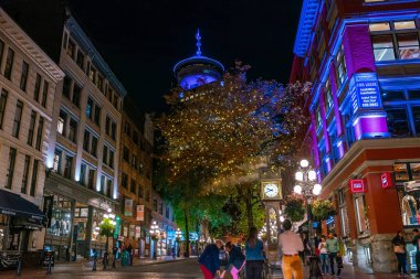 Vancouver BC, Kanada - 12 Eylül 2019: Vancouver 'ın tarihi Gastown bölgesindeki Eski Buhar Saati