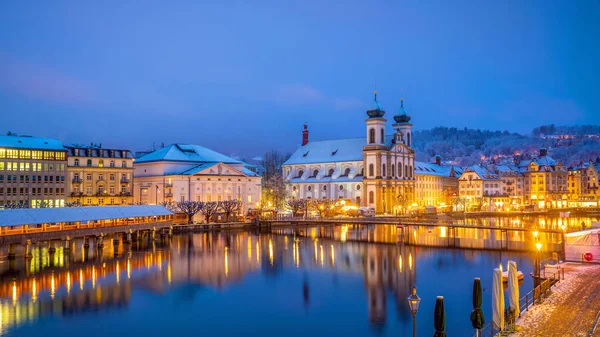 Historyczne Centrum Miasta Centrum Lucerny Kaplicy Bridge Jeziora Lucerna Szwajcarii — Zdjęcie stockowe