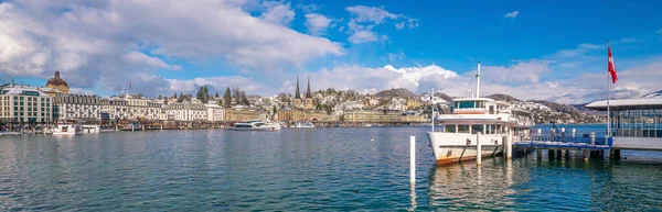 Lucerne Şehir Merkezinin Tarihi Merkezi Chapel Köprüsü Sviçre Lucerne Gölü — Stok fotoğraf