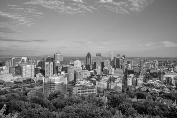 Panoramablick Auf Die Innenstadt Von Montreal Von Oben Bei Sonnenuntergang — Stockfoto