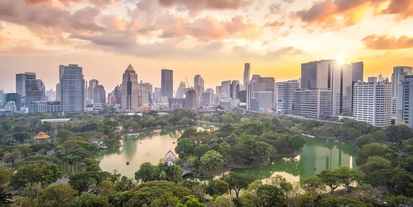 Downtown Bangkok Stad Skyline Met Lumpini Park Van Bovenaf Bekeken — Stockfoto