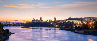 Parliament Hill, Ottawa, Ontario, Kanada Sunset 'te 