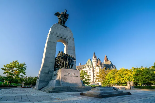 Ottawa Canada September 2019 National War Memorial Stands Clear Blue — Stock Photo, Image